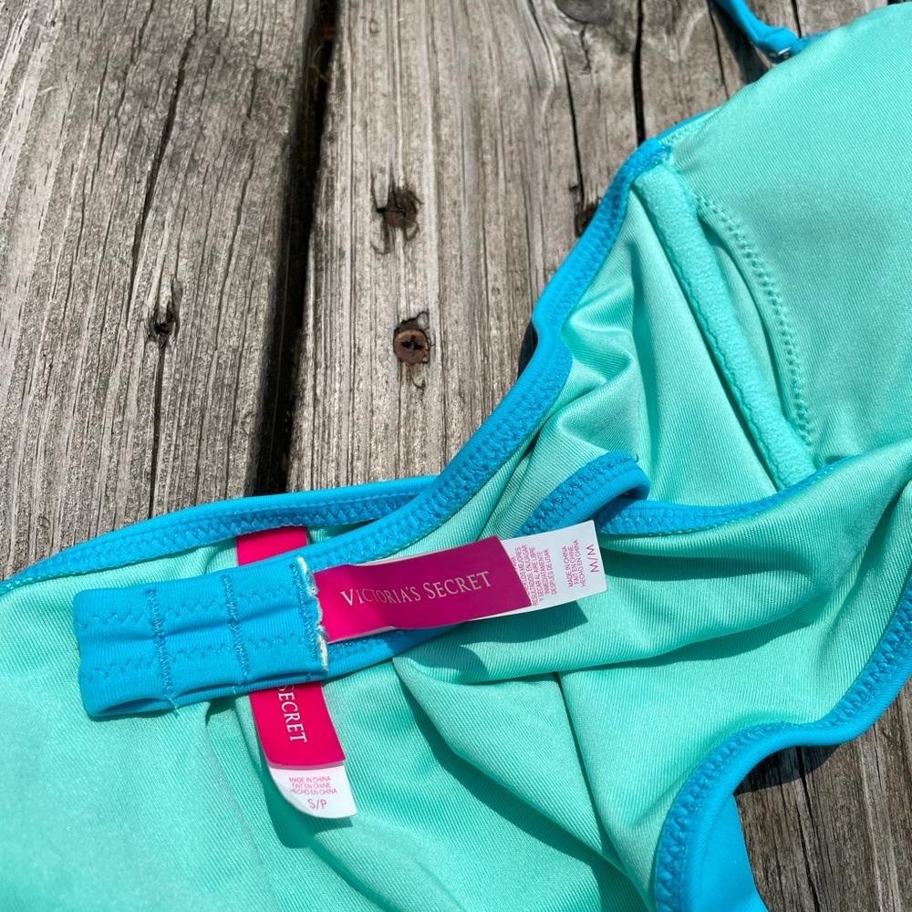 Victoria’s Secret Bikini Top - Picture 4 of 4